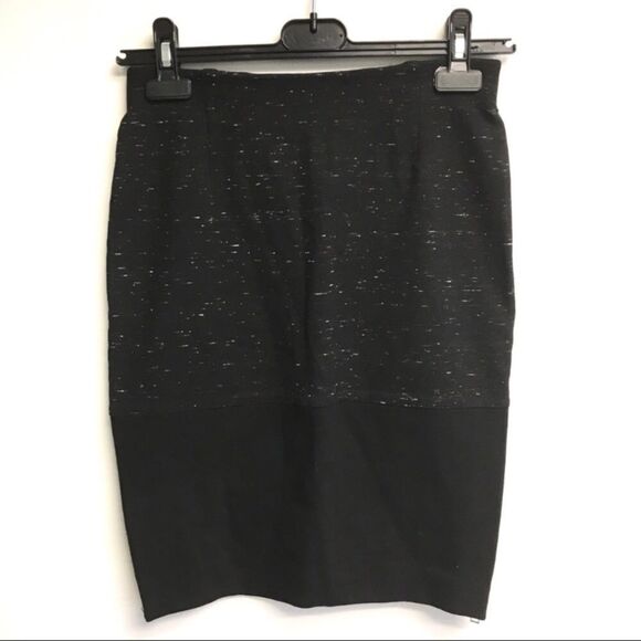 ARITZIA Wilfred Stretch Pencil Skirt Black 4 - Picture 2 of 3